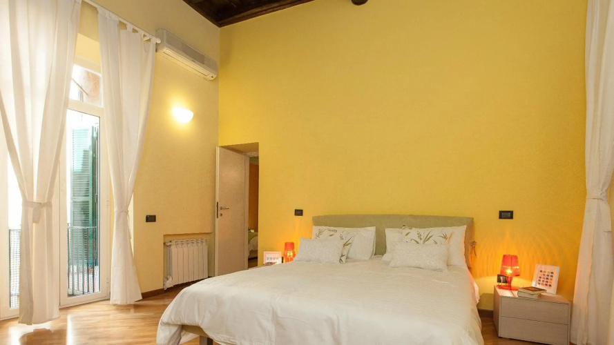 Trevi Colour- Rental in Rome