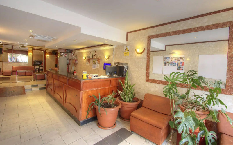 Cerviola Hotel