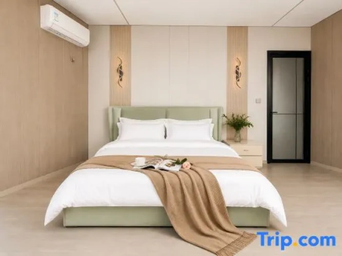 Standard Double room with lake view