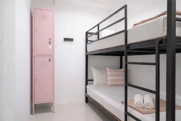 Bed in Dorm (female dorm)