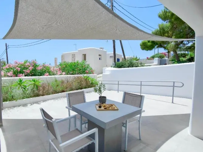 Standard Double room with garden view