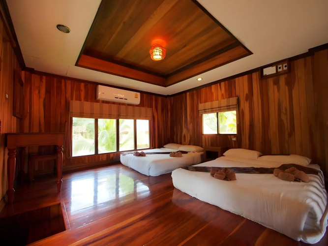 Blue Diamond Resort