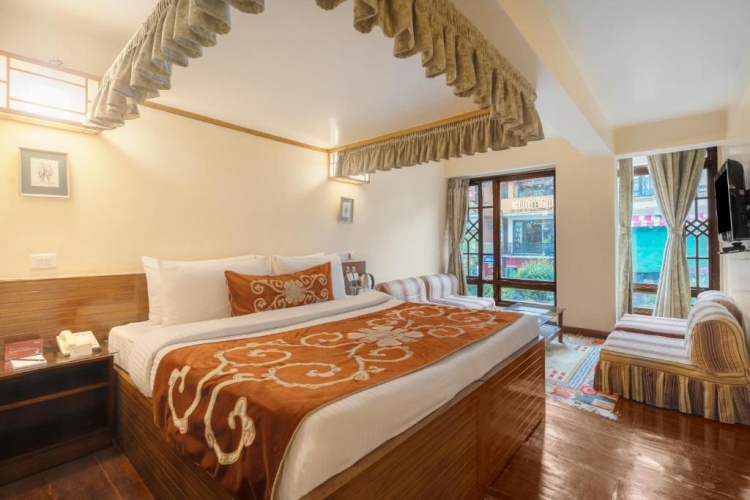 Double Suite