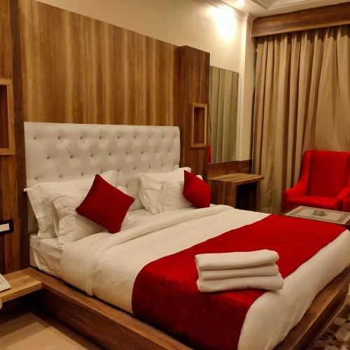 Premier room