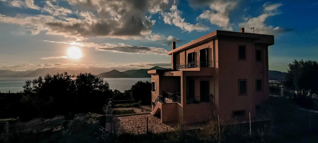 Villa Palairos