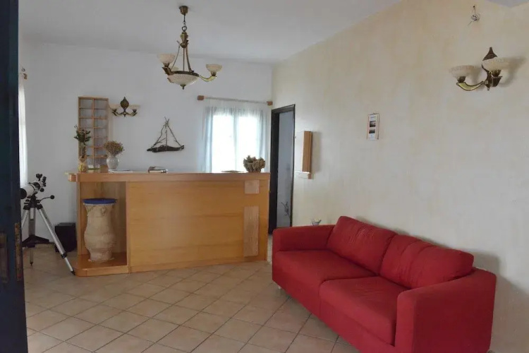 Aiolos Hotel