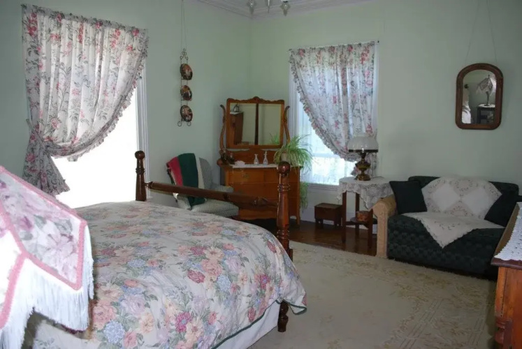 HeatherCroft Bed and Breakfast