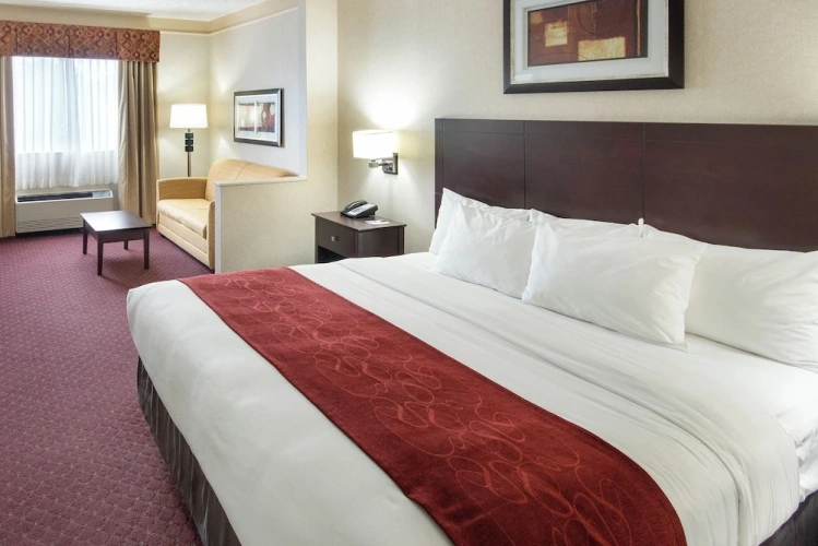 River Bluff Hotel & Conference Center