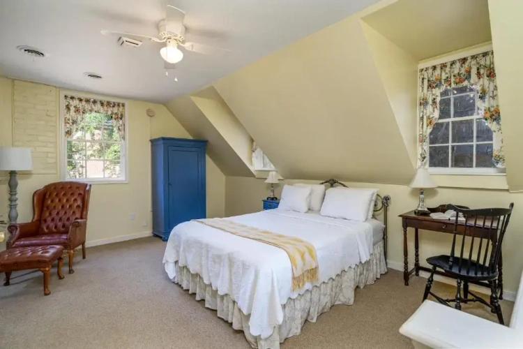 Deluxe Double room with view