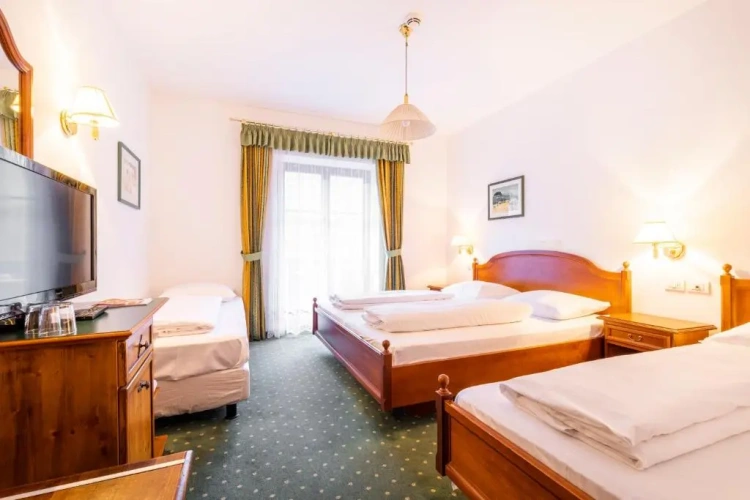 Standard Quadruple room with balcony