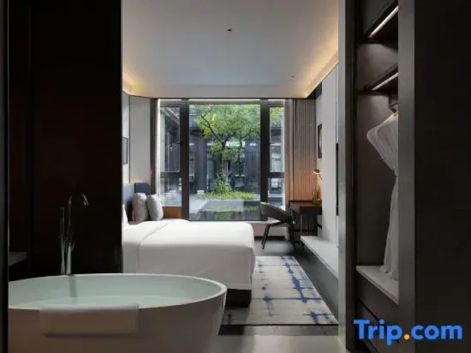Standard Double room with garden view
