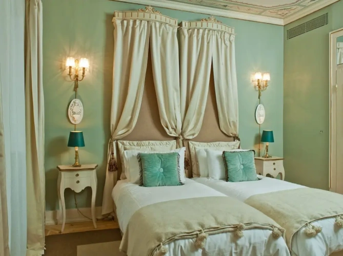 Superior Suite