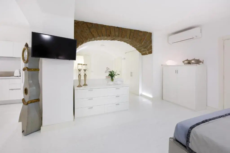 White Stylish Apartments