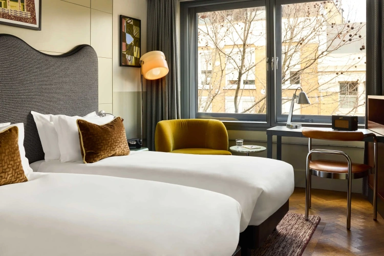 Standard Twin room