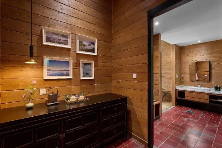 2 Bedrooms Quadruple Suite