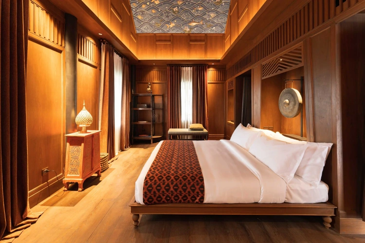 Suite with river view