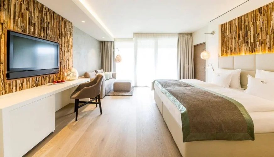 Deluxe Family room