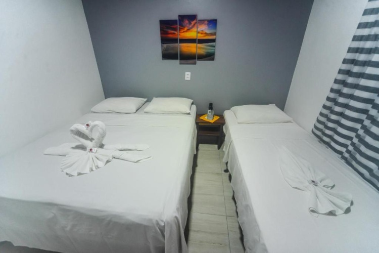 Standard Triple room