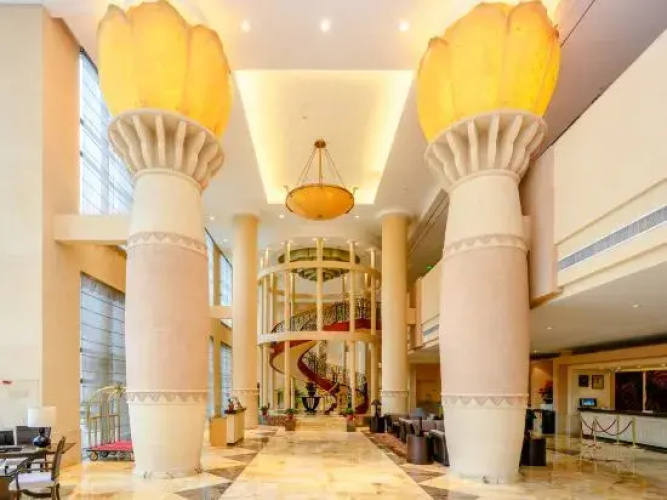 Rose Plaza Hotel