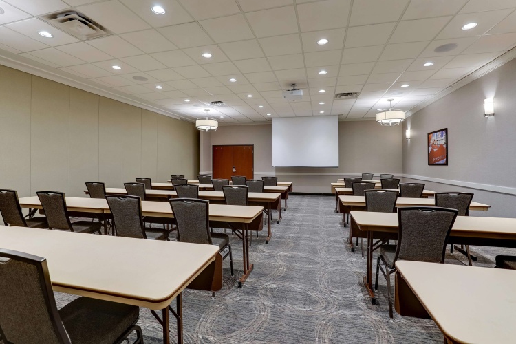 Drury Inn & Suites Phoenix Airport photo 19