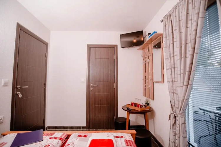 House Karakas
