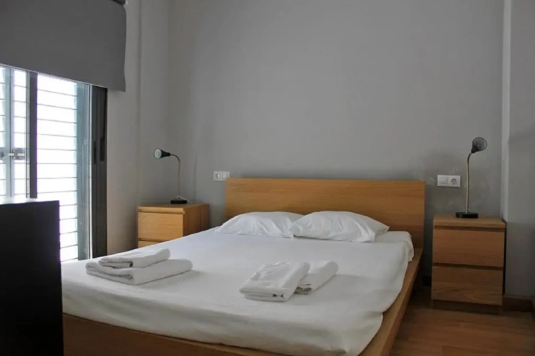 2 Bedrooms Apartment