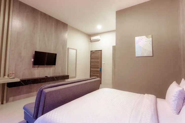 Standard Family room
