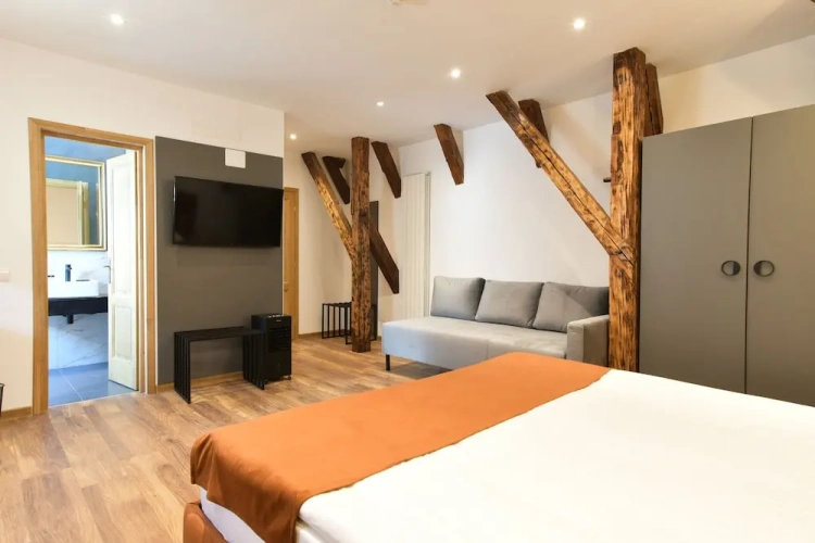 Deluxe Double room