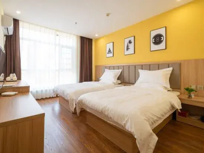Langyue Hotel