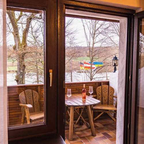 Superior Double room with balcony and with lake view