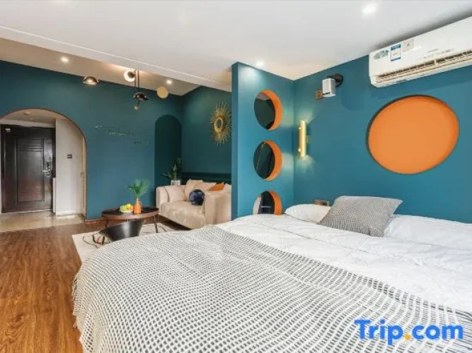 Quadruple Apartment