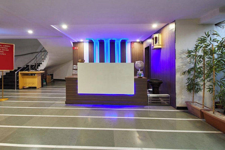 Hotel Crown