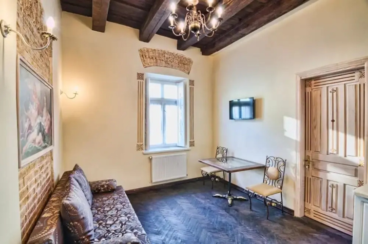 Apartment Valovaya 21b