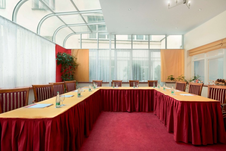 Ramada by Wyndham Prague City Centre photo 16