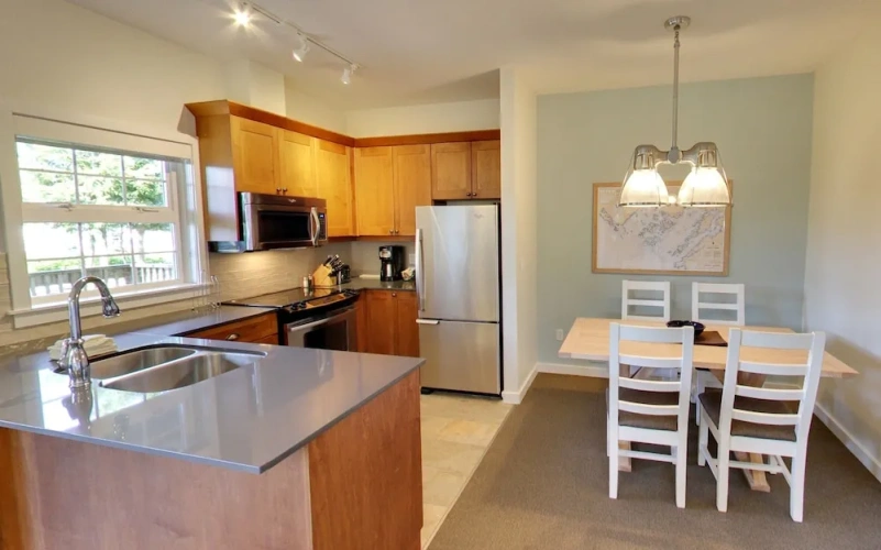 1 Bedroom Standard Suite