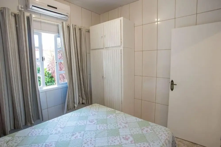 2 Bedrooms Chalet