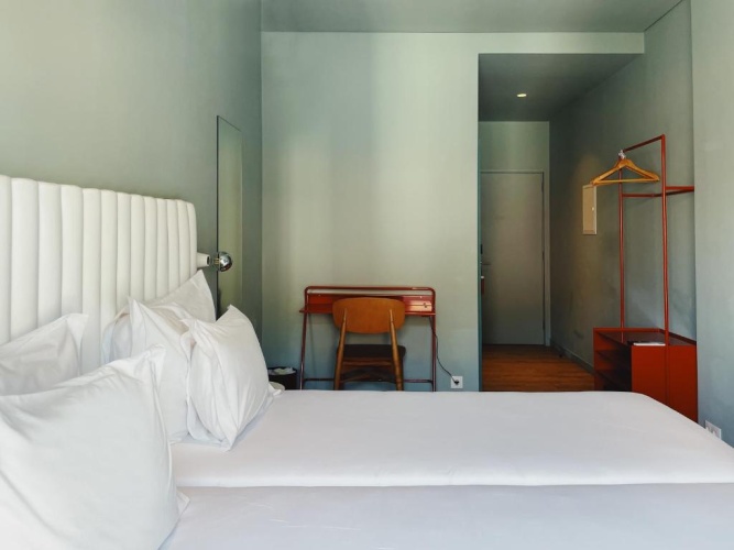 Superior Double room with city view