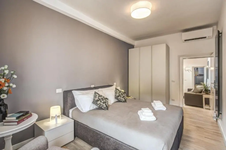 2 Bedrooms Apartment