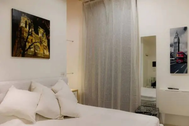 Bed  Breakfast White