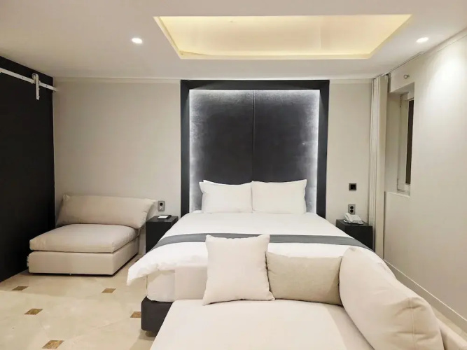 BlueDuck Hotel