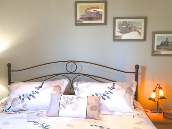 Hilltop Escape Bed & Breakfast