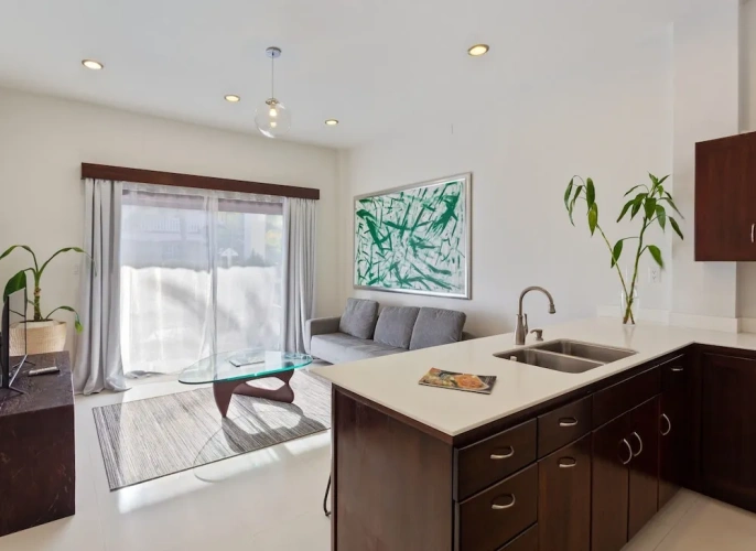 1 Bedroom Luxury Double Suite