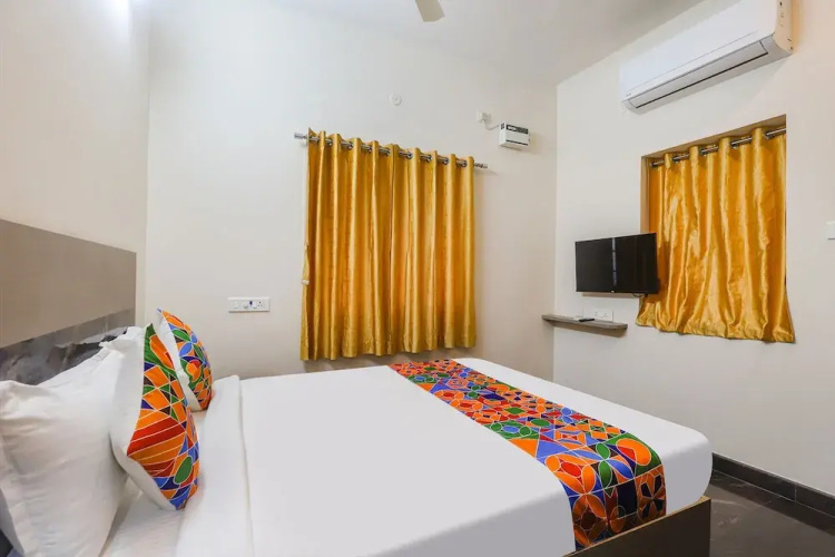 Fabhotel Vista Park