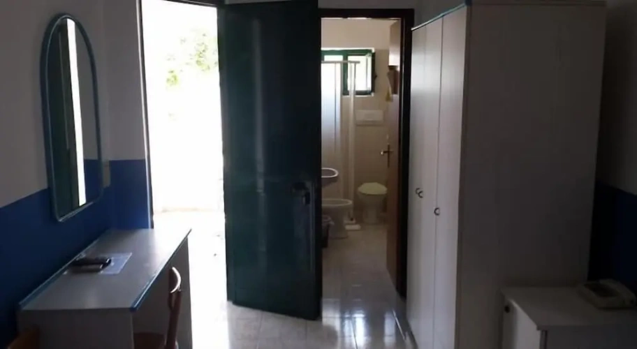 Standard Twin room with balcony