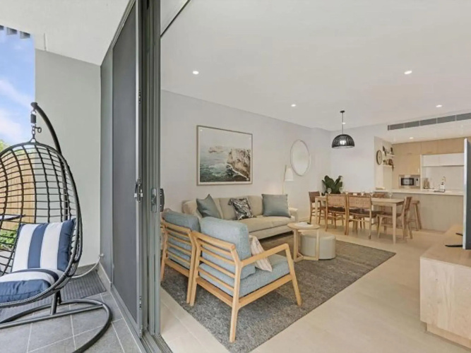 Luxury High End Unit Private Courtyard on Ground Level
