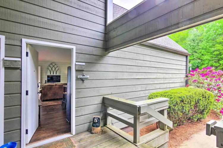 Elegant Sapphire Valley Studio w/ Resort Amenities