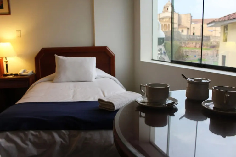 Qarmenqa Hotel