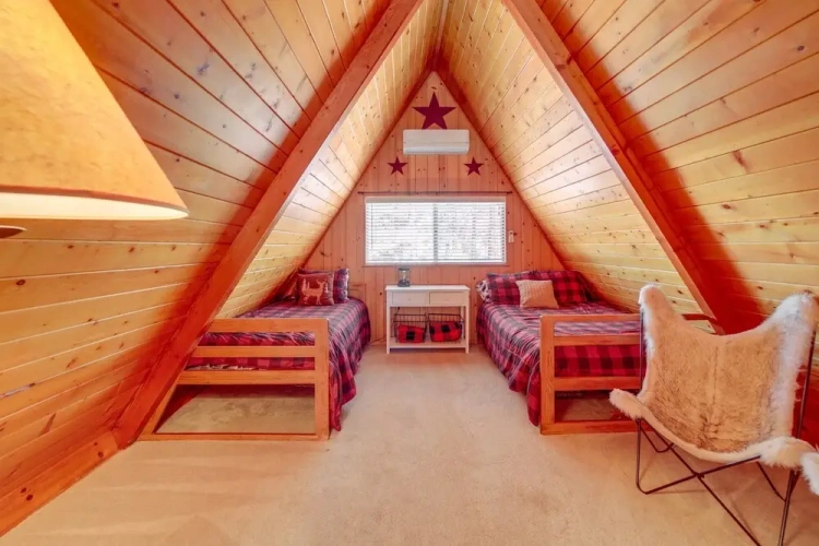 3 Bedrooms Cottage