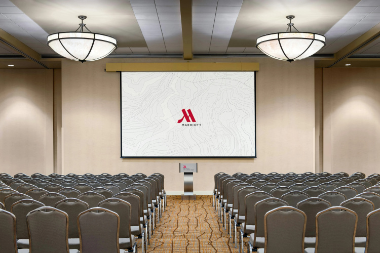 The Lincoln Marriott Cornhusker Hotel photo 19