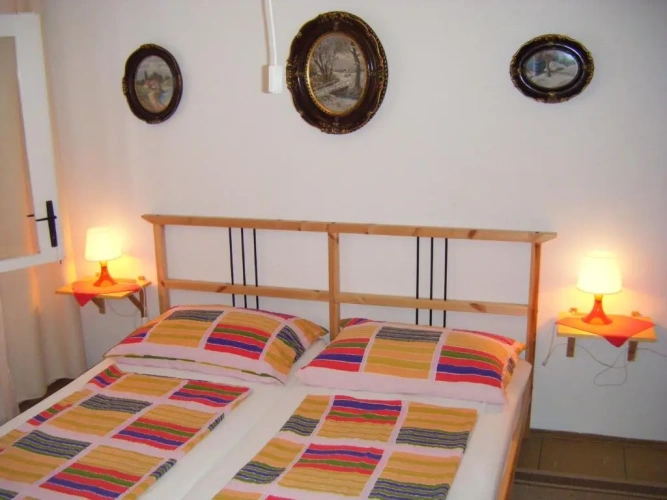 2 Bedrooms Apartment with balcony and with garden view